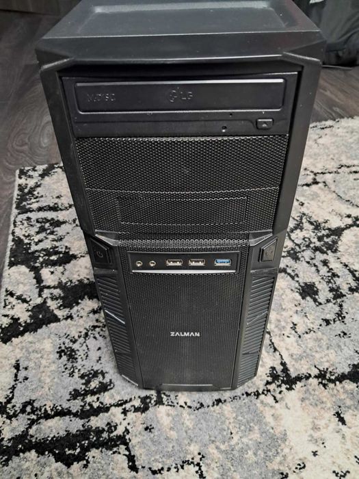 Komputer stacjonarny