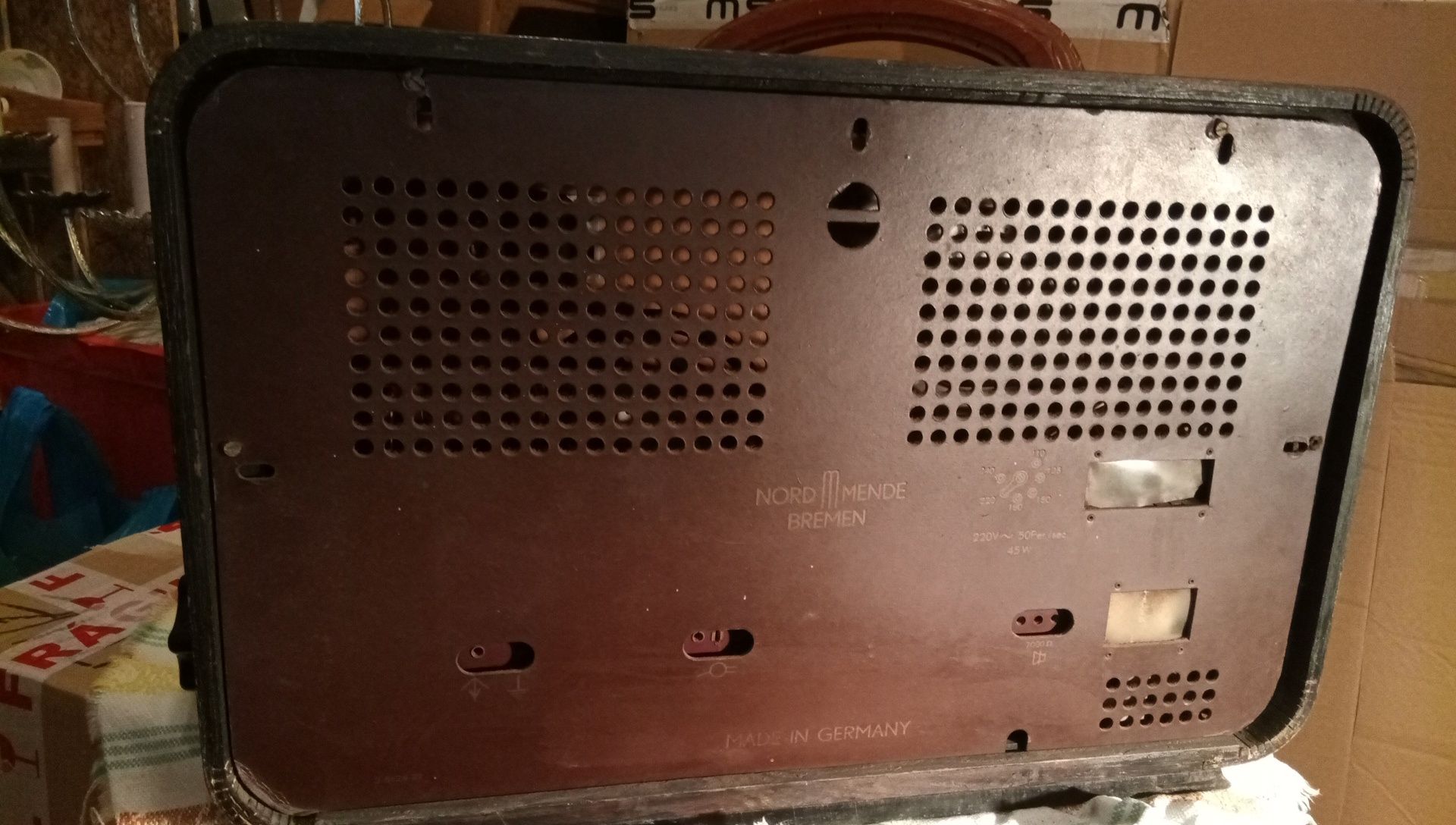 Rádio antigo e raro a válvulas nordmend BREMEN - 187 WU