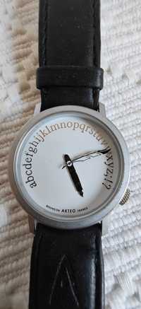 Часы AKTEO тематические Писатель (с буквами), Франция