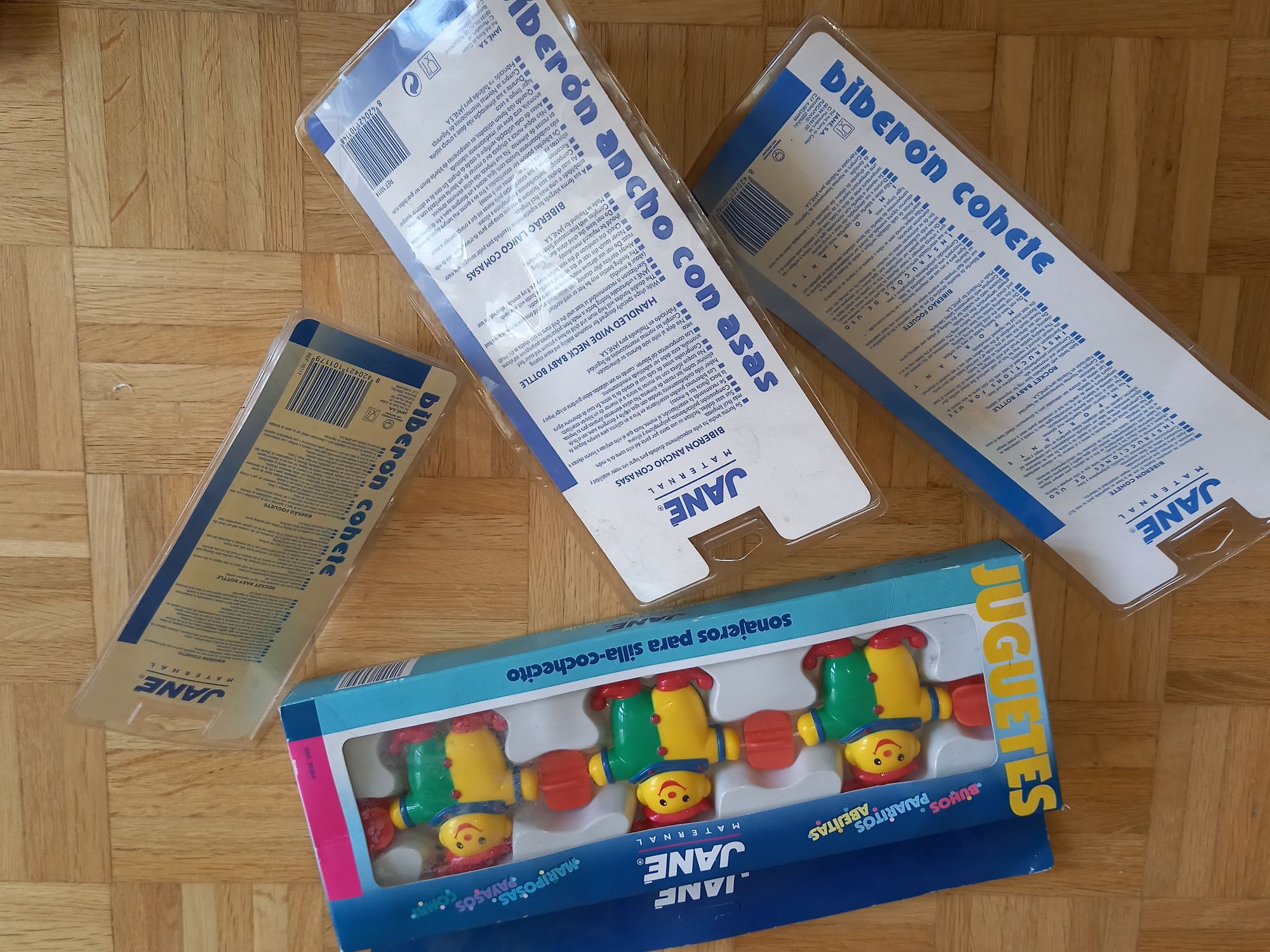 Butelki do karmienia dla niemowląt 3sztuki+ zabawka