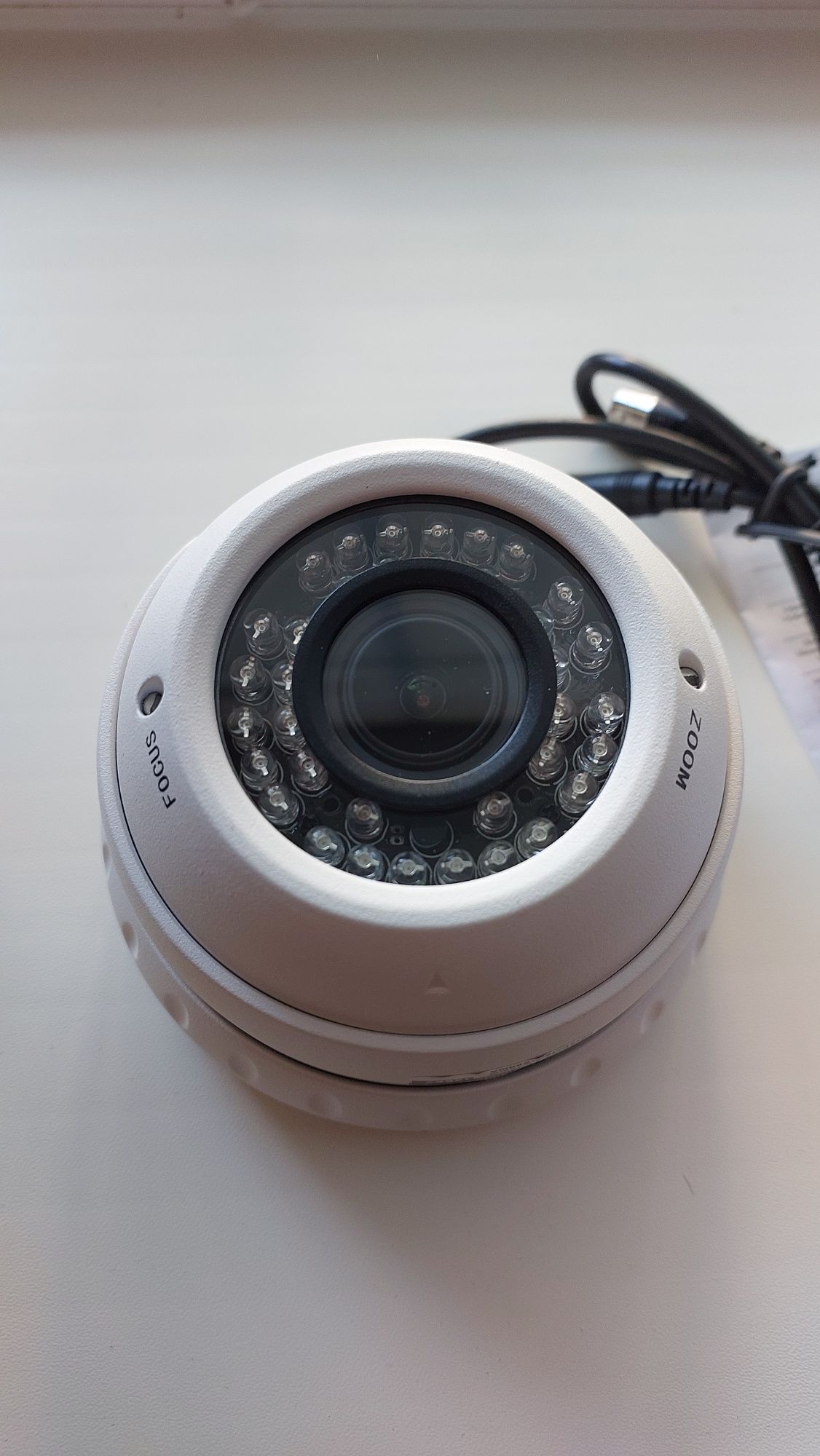 Гибридная антивандальная герметичная видеокамера наблюдения 5MP
GV-114