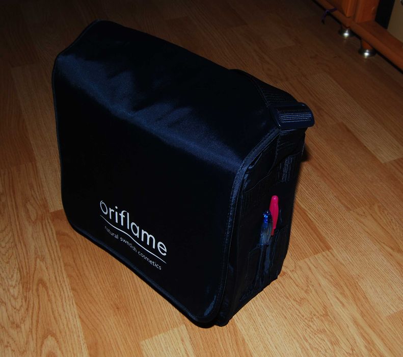 kultowa torba oriflame listonoszka