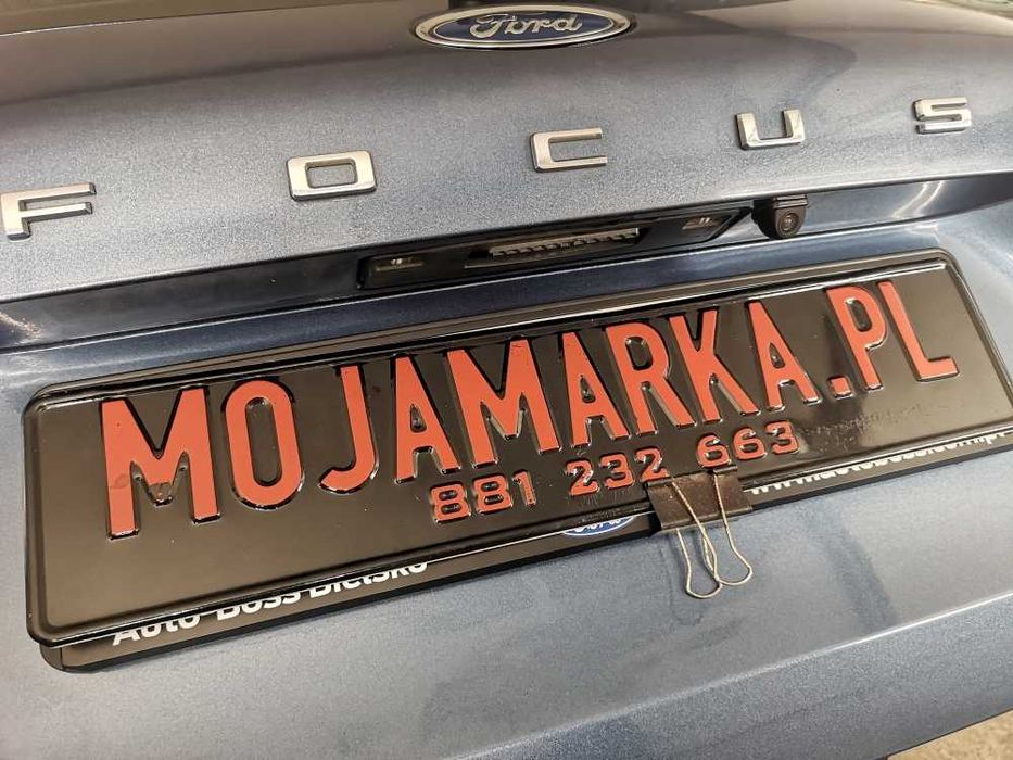 Kamera cofania z montażem Ford Focus 4 IV obraz na fabrycznym tablecie