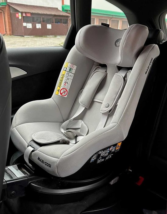 Fotelik obrotowy Maxi Cosi Mica ISOFIX 0-18kg