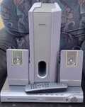 System kina domowego Philips
HTS5000W