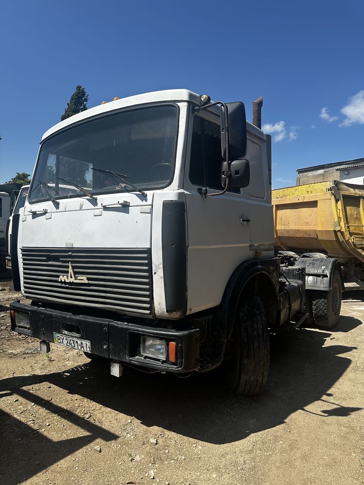 Продаж вантажівок МАЗ