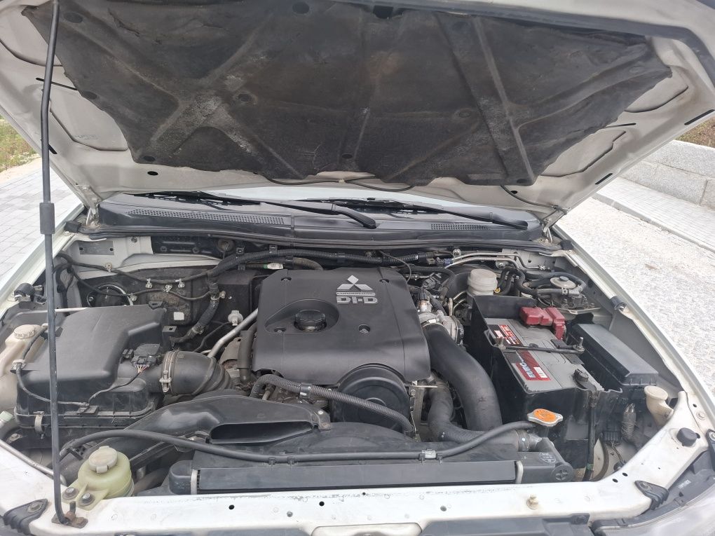 Mitsubishi L200 Strakar 2.5