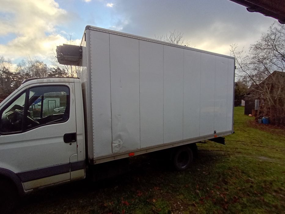 Chłodnia izoterma kontener stacjonarny magazyn garaż 4.15m carrier