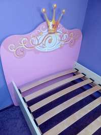 Дитяче ліжко для дівчинки