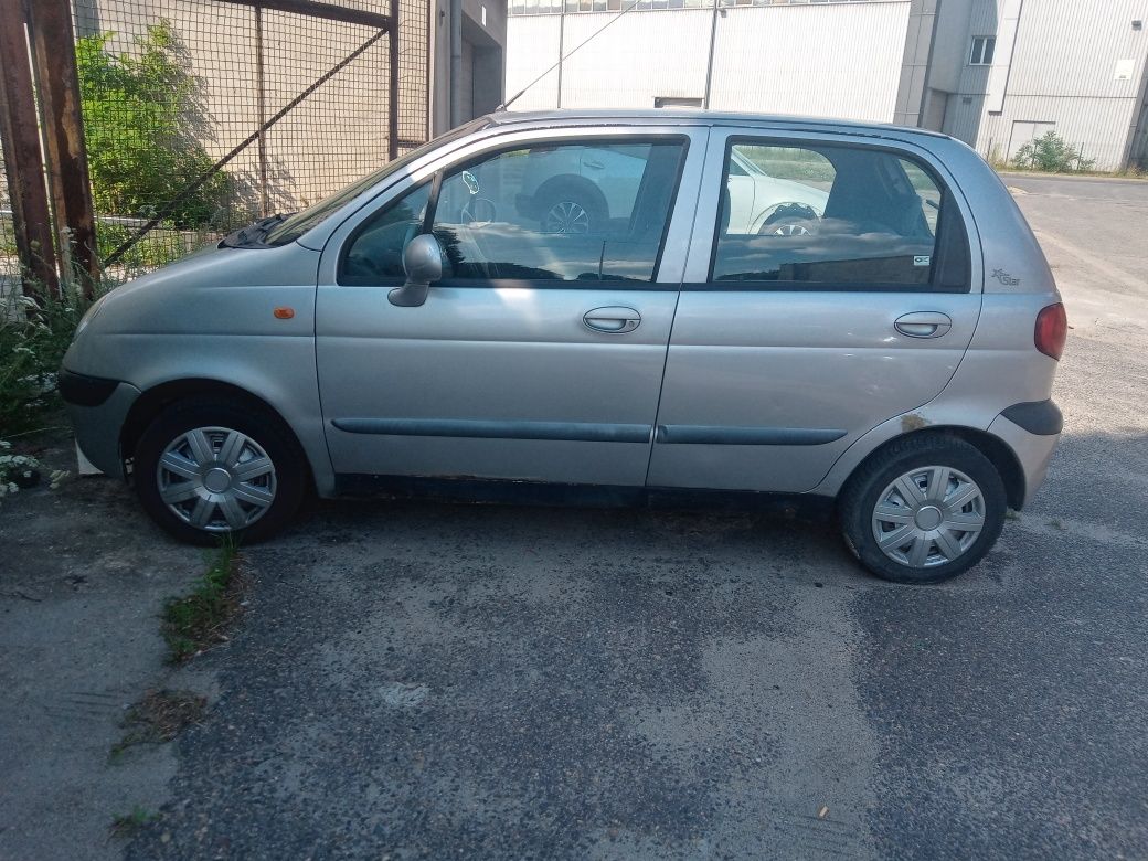 Sprzedam auto widoczne na zdjęciach
