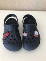 Socas crocs de criança