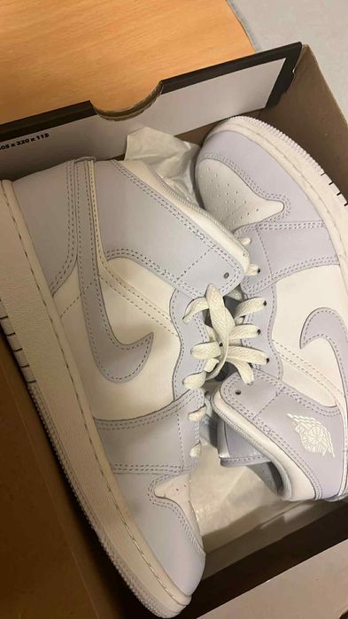 Buty Air Jordan 1 MID