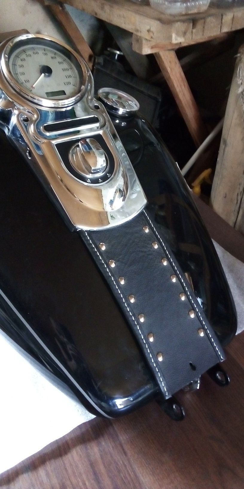 Галстук, накладка на бак Harley Davidson dyna switchback, hand made!