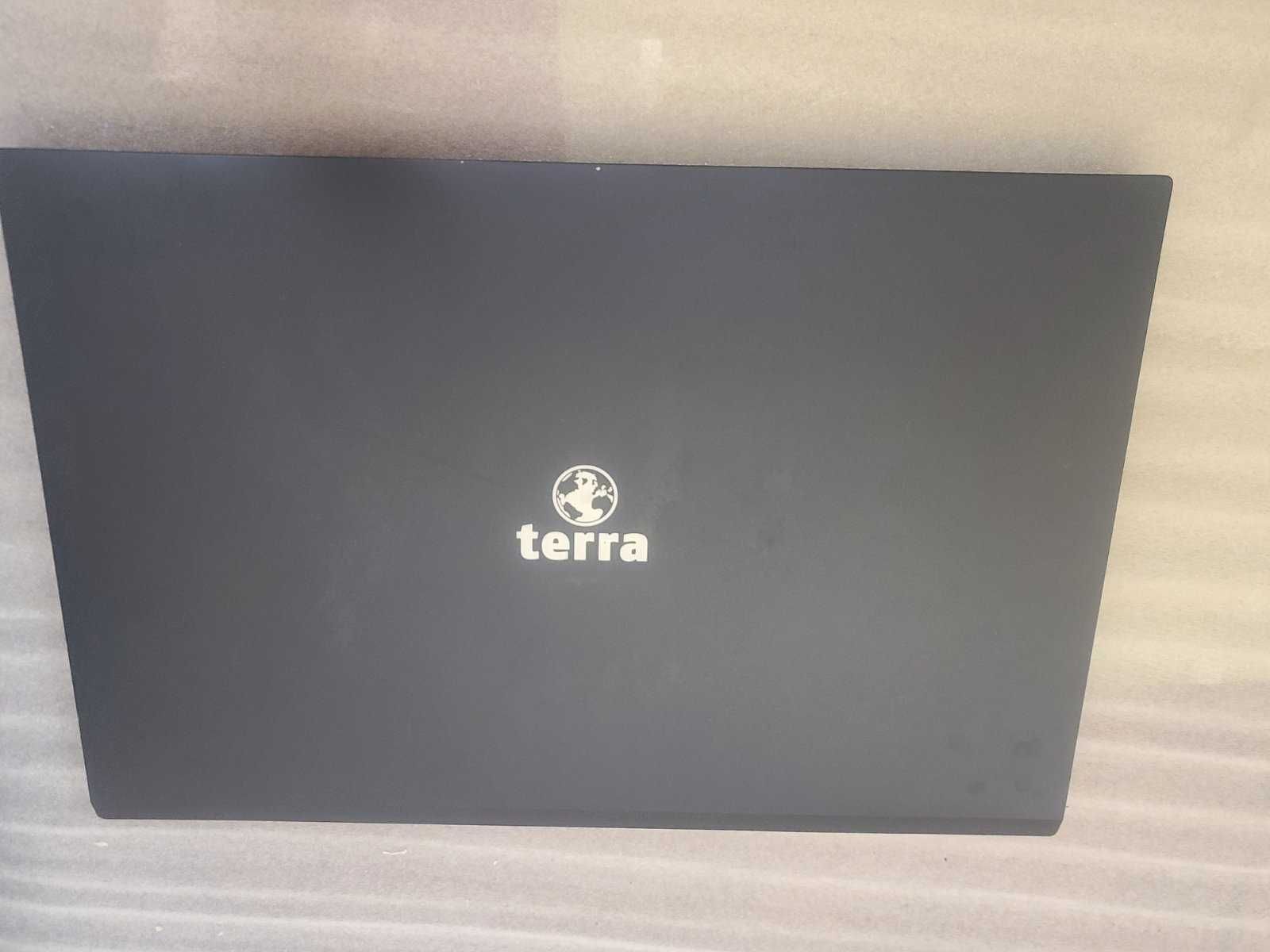 Бизнес ноутбук Terra Mobile 15.6" 1515 i3 7100u 8GB 2400MHz HDD+SSD