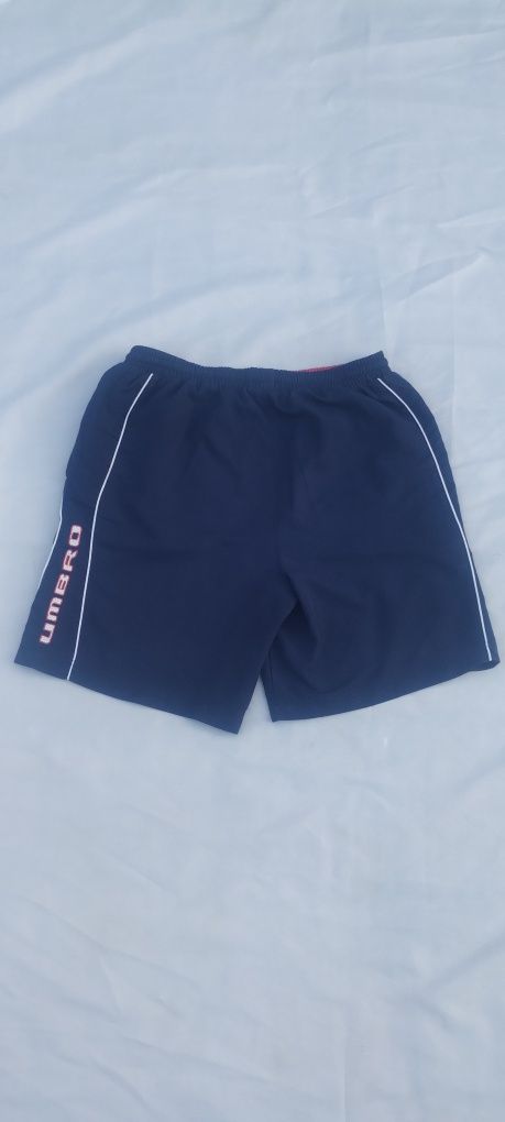 Шорти вінтажні Umbro.
