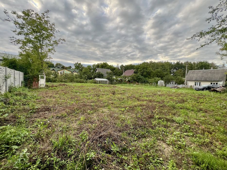 Продаж земельної ділянки 10 сот в Івано-Франківську р-н вул Коновальця