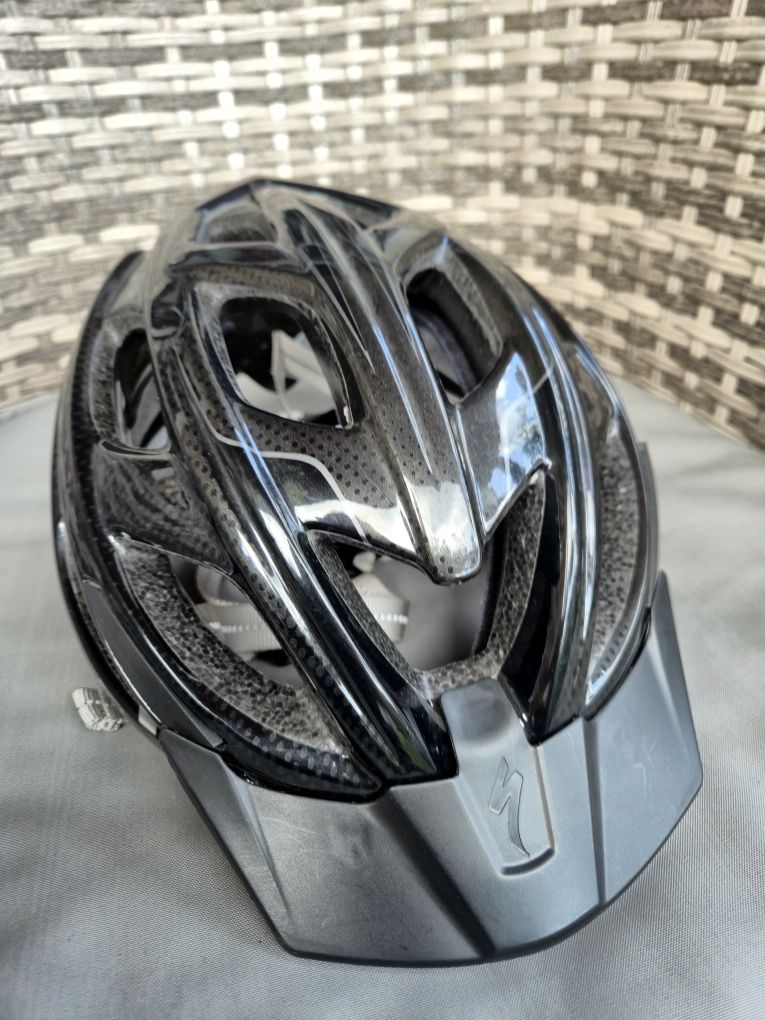 Kask rowerowy specialized