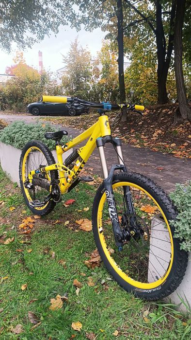 Scott Voltage FR 10 freeride FoX Van 180 mm. Fox DHX Sram