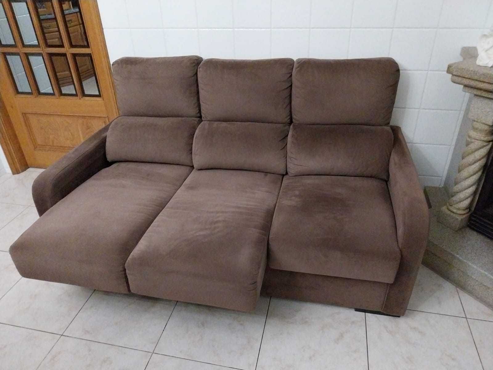 Sofá completamente novo chaise longe