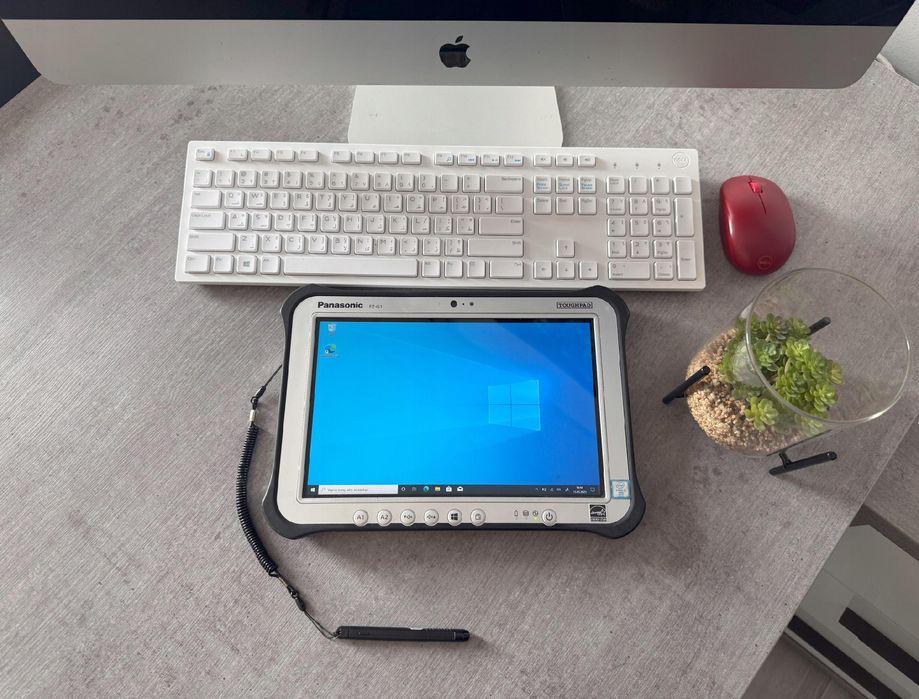 Tablet przemysłowy Panasonic FZ-G1 i5-6300 SSD 1Tb 8Gb DOTYK WIN 11