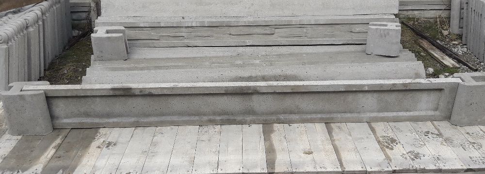 podmurówka betonowa; płyta betonowa pod panel siatke