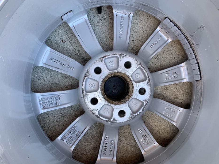 Диски титанові R16 5/112 резина зима 205/55 Michelin