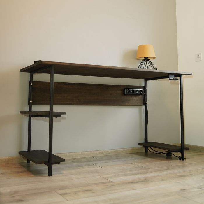 Стіл комп'ютерний