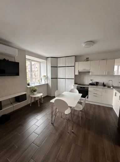 Продаж 1-но кімнатної квартири в ЖК “Turkish City”. Все лишається.