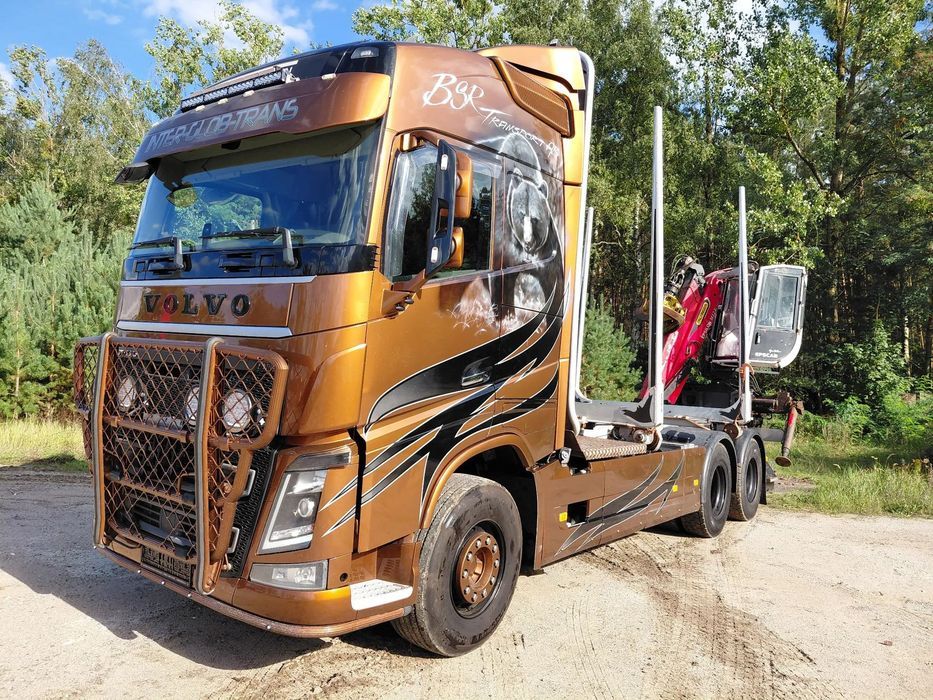 Volvo FH750  Volvo FH 750 2018 Epsilon M12Z drewna lasu