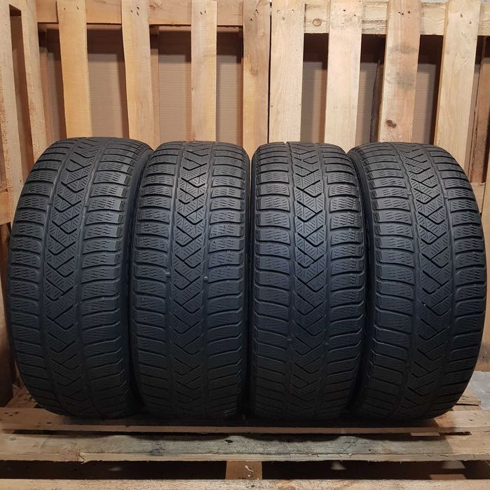 Pirelli Sottozero 3 215/55/17 Шини Зимові (4шт) з Європи б/в Р17 компл