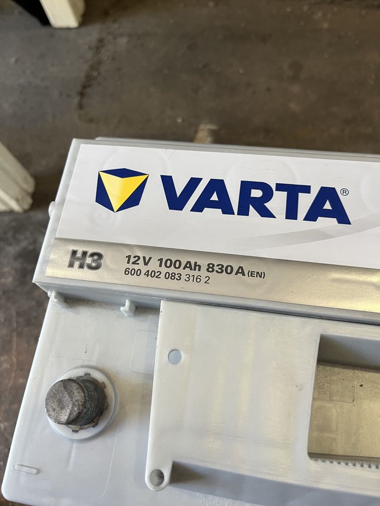Аккумулятор Varta 100 Ah 830A Silver Dynamic