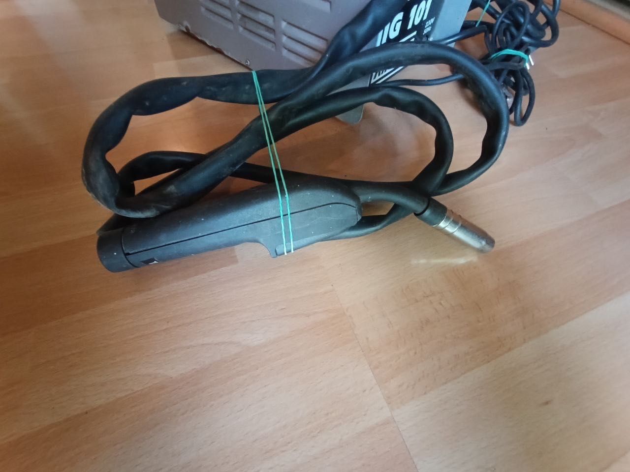 Зварювальний апарат Kinzo Easy MIG 101