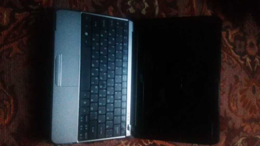 Нетбук aser aspire one za3