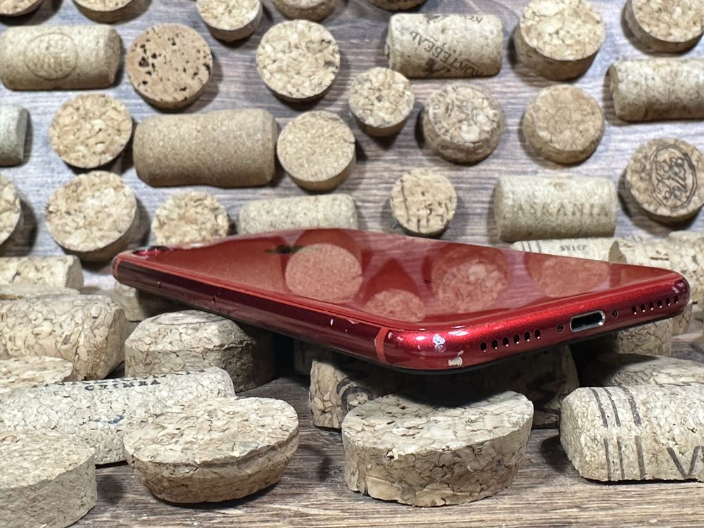Apple iPhone 8 64Gb Red