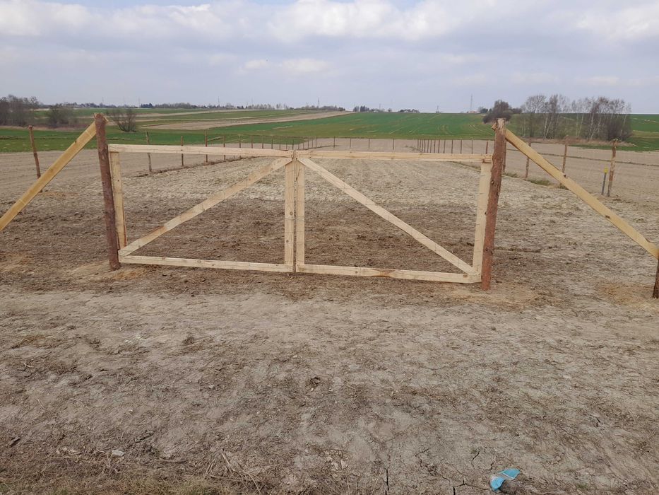 Ogrodzenie budowy, ogrodzenia z siatki leśnej, ogrodzenie tymczasowe