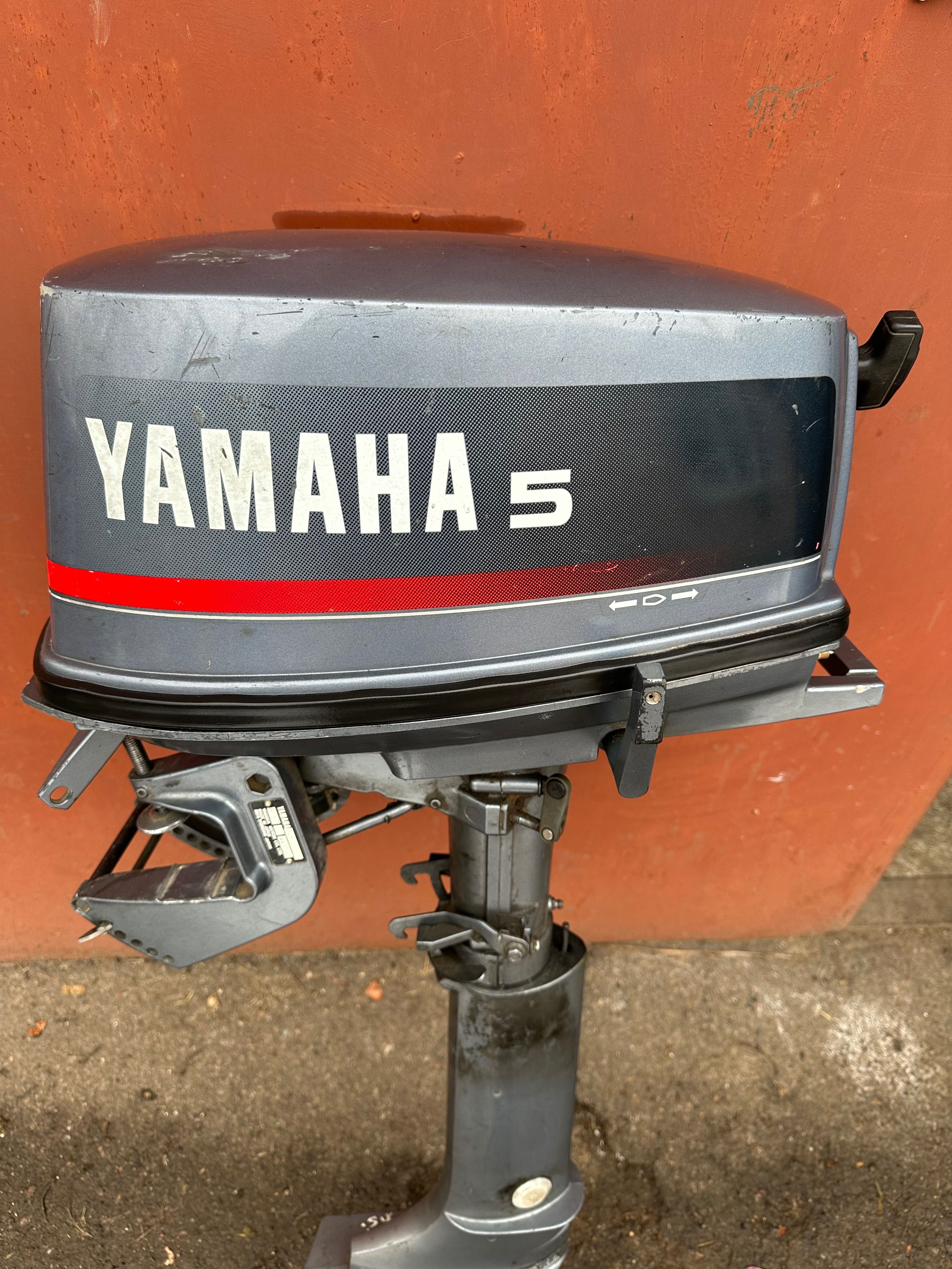 Лодочный мотор Yamaha 5