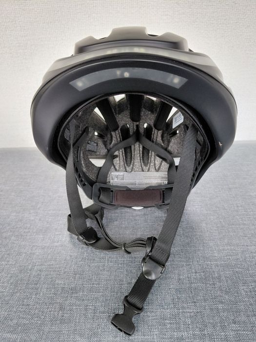 Capacete de bicicleta intligente - Lumos Kickstart. 150€ 
175€