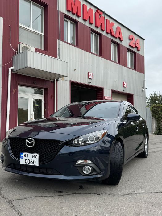 Продаю мазда 3BM 2015рік