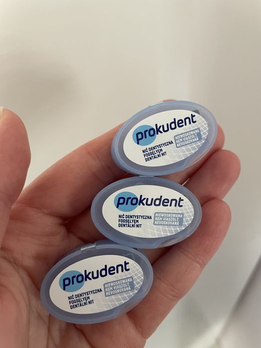 Nić dentystyczna, prokudent
