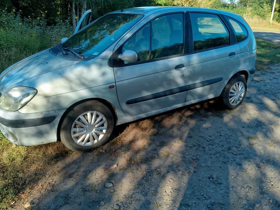 Продам Renault Megane Scenic