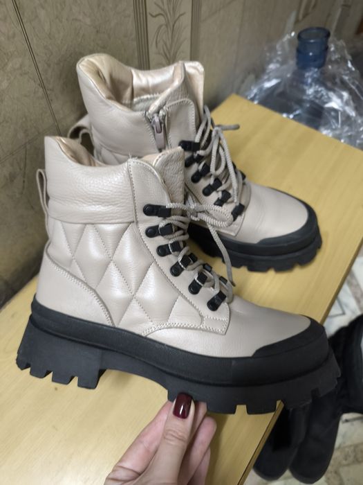 Черевики/ботинки жіночі, шкіра 40 розмір