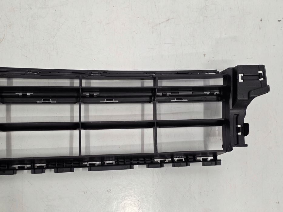 kratka środkowa vw passat b8 lift r-line 3g0853677aj 3g0853671aa nowa