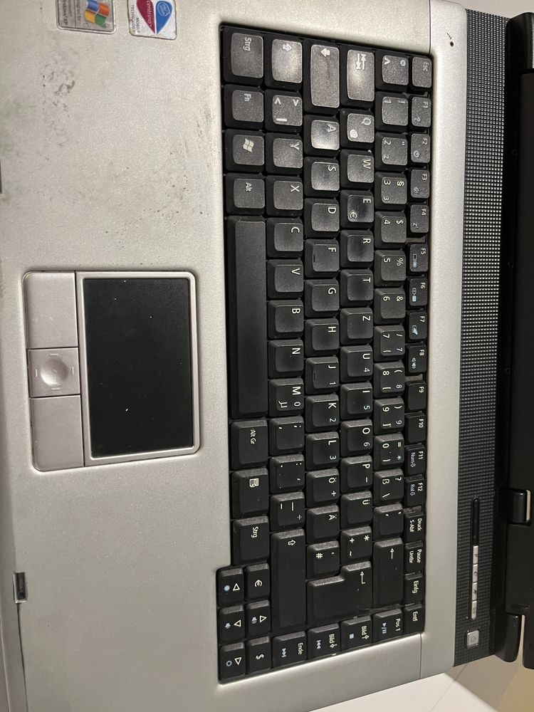 Laptop uszkodzony