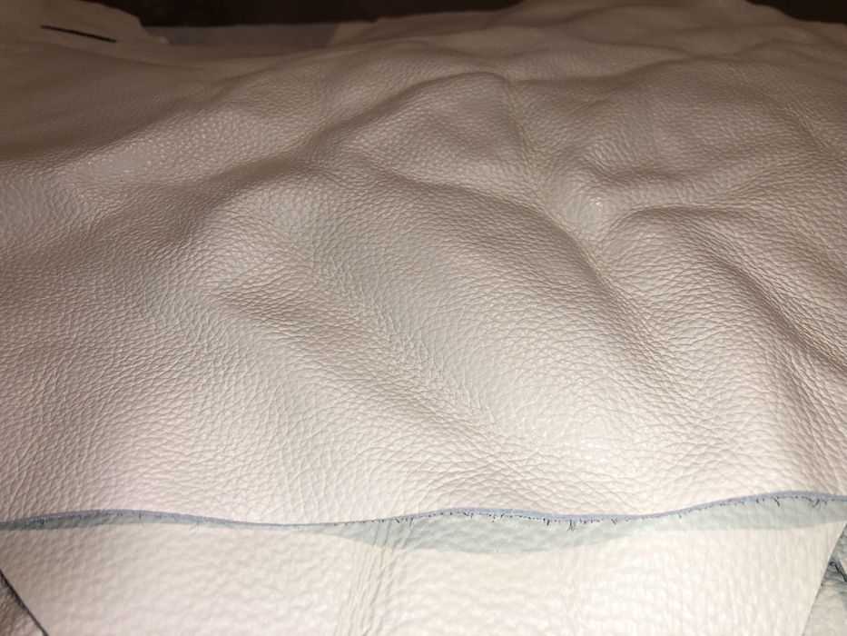 Кожа мебельная оптом. Большие куски, отходы,обрезки мебельной кожи .