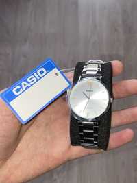 Новые Casio LTP-VT01D-7BUDF женские часы