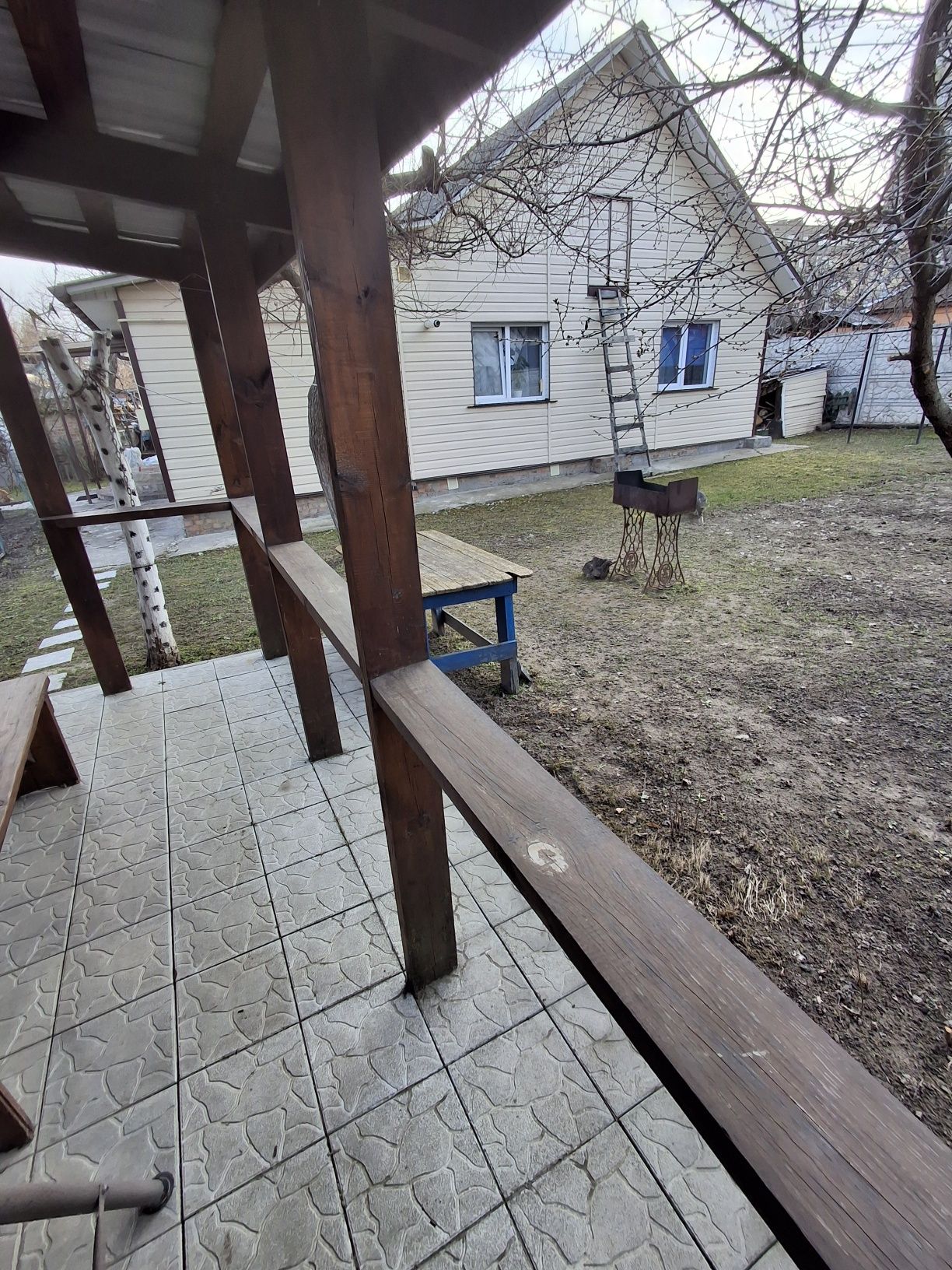Продається гарний  будинок (Голівуд-Льотка)