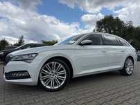 Skoda Superb JAK NOWA 2.0TDI 150KM FULL LED kamera pamięć keyless chrom navi aso 21