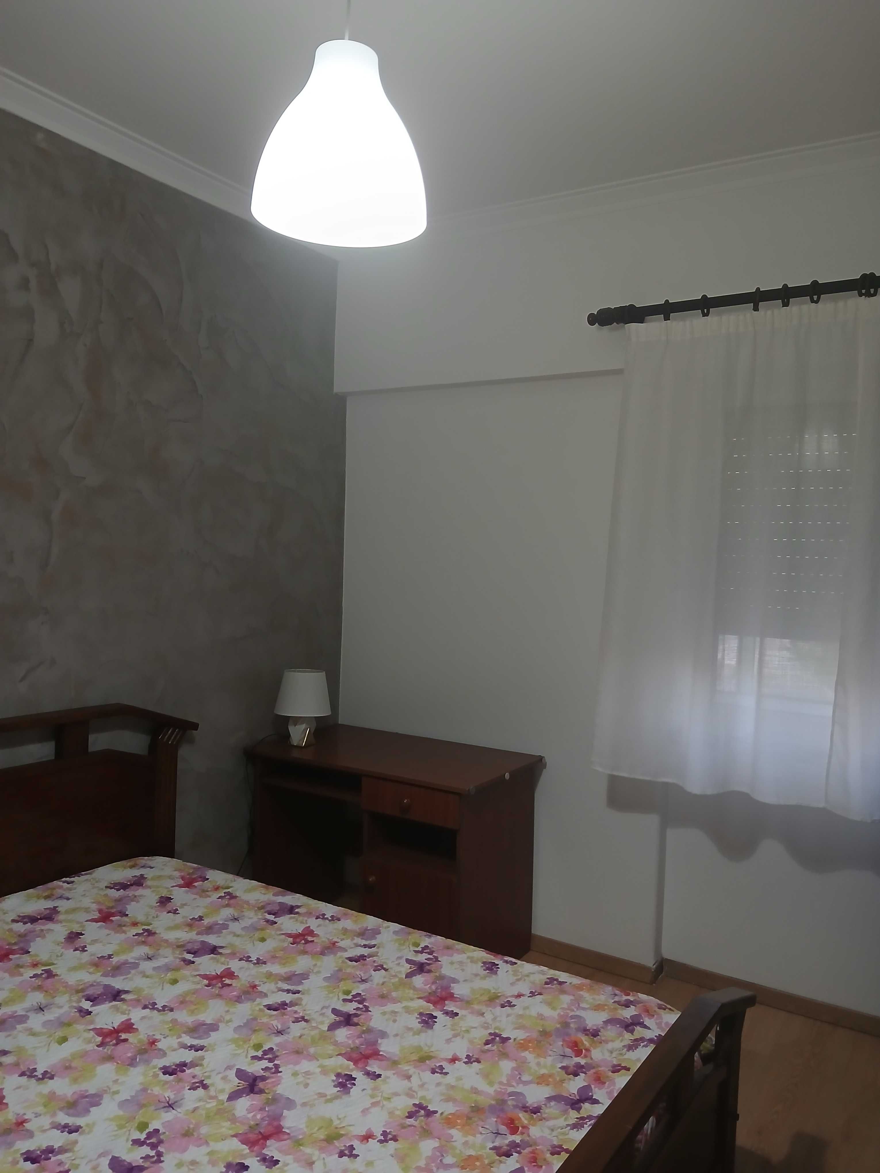 Quarto para alugar estudante/trabalhadora
