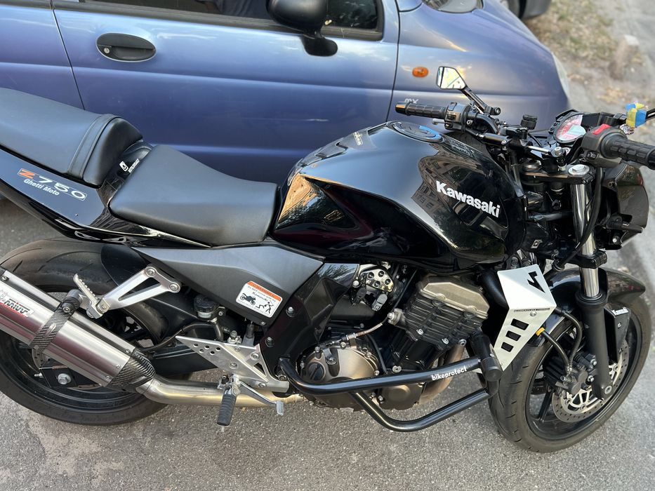 Kawasaki ZR750, 2006 г