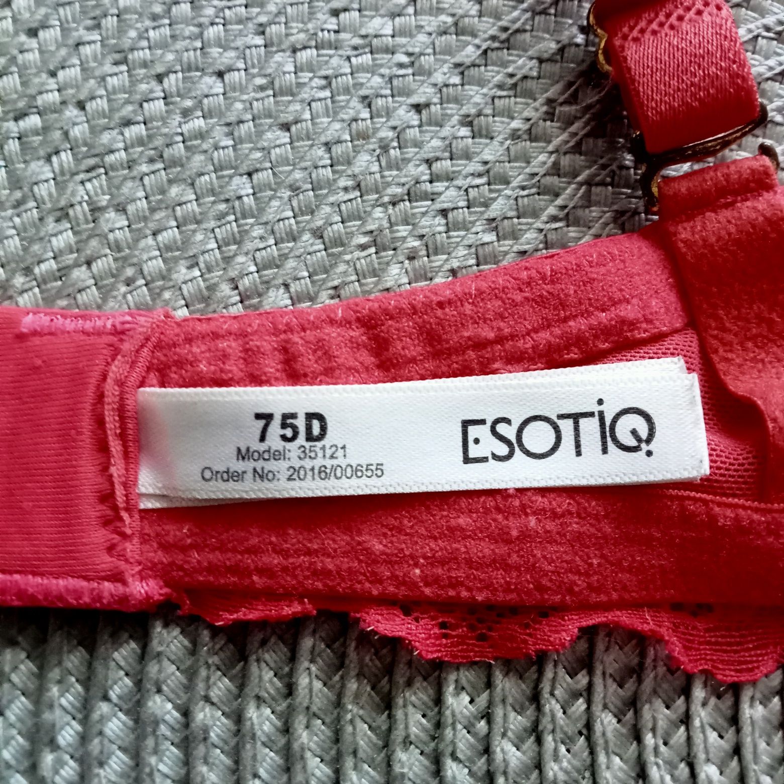 Biustonosz push up, koronkowy Esotiq 75D